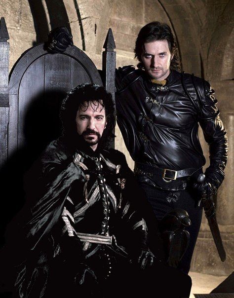 (Guy of Gisborne) Richard Armitage & (The sheriff of Nottingham) Alan Rickman Michael Wincott, Sheriff Of Nottingham, Alan Rickman Always, Alan Rickman Movies, Robin Hood Bbc, Guy Of Gisborne, Medieval Costumes, Alan Rickman Severus Snape, Motion Pictures