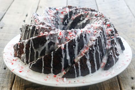 Chocolate Candy Cane Cake - get the recipe at barefeetinthekitchen.com Candy Cane Cake Recipe, Candy Cane Cake, Christmas Cooking, Chocolate Peppermint, Mint Chocolate, Bundt Cake, Holiday Baking, Chocolate Candy, Christmas Cake