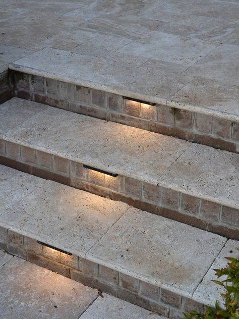 Exterior Stair Lighting, Front Porch Stairs, Stairs Lighting, Stone Porches, Porch Stairs, Front Porch Steps, Front Door Steps, Landscape Stairs, Modern Patio Design