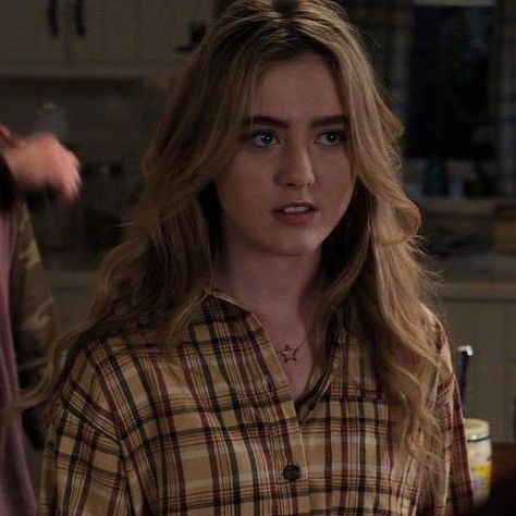 Allie Pressman Icons, Allie The Society, Katherine Newton, Katheryn Newton, Kathryn Newton The Society, Kathryn Newton Icons, Kathryn Newton Supernatural, Kathryn Prescott, Claire Novak