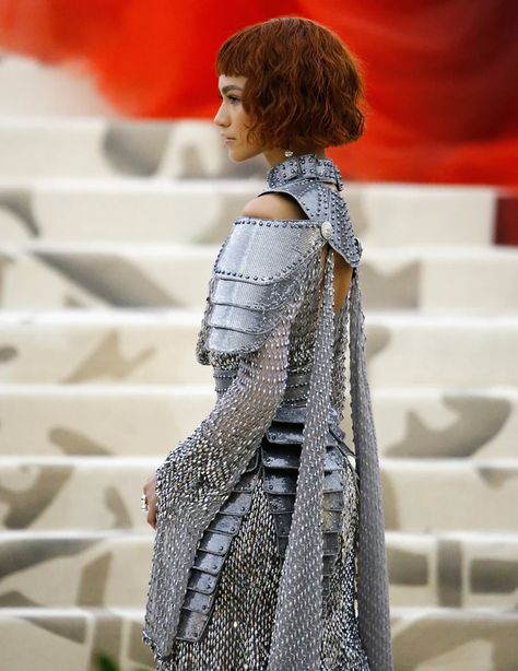 Zendaya Joan Of Arc, Zendaya Versace, Merlin Camelot, African Traditional Dress, Zendaya Met Gala, Zendaya Dress, Sin Eater, Venetian Costumes, Heavenly Bodies Fashion