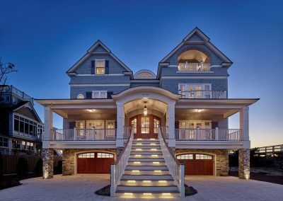 Ocean Front Homes Exterior, Beach Home Exteriors, House On Piers, Cape Exterior, Beach Style House Plans, Beach Cottage Exterior, Lewes Delaware, Coastal Exterior, Ocean Front Homes