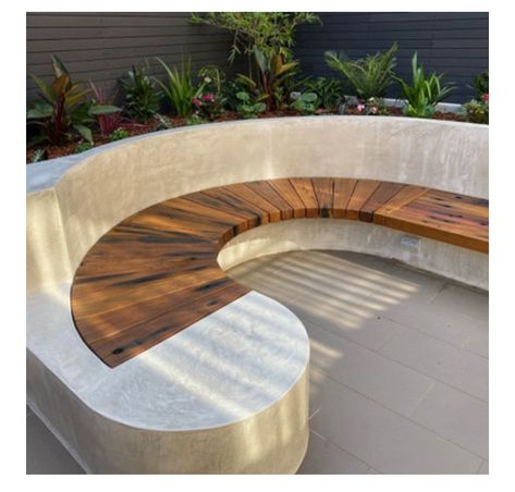 Outdoor Concrete Bench Seating, Curved Outdoor Benches, Backyard Deck Ideas, Backyard Sitting Areas, Practical Home Decor, Sunken Patio, Creative Backyard, Fireplace Seating, Exterior Fireplace