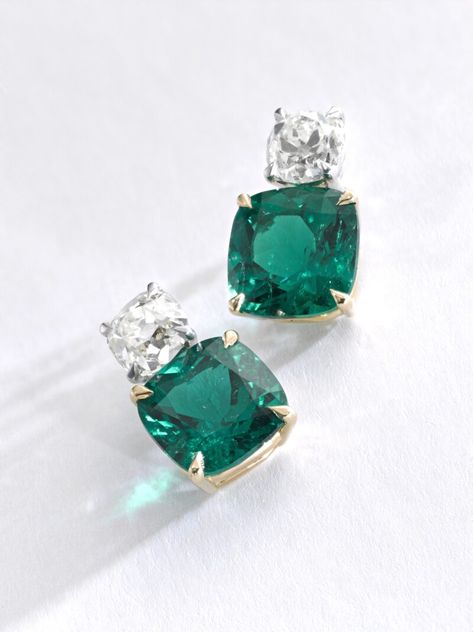 Fine pair of emerald and diamond earrings Each set with a cushion-shaped emerald weighing 2.56 carats, the surmount set with a brilliant-cut diamond. Accompanied by SSEF report no. 110957 and no. 110958, and AGL report no. 1108215 and no. 1108216, each stating that the emeralds are of Colombian origin, with no indications of clarity modification. Vintage Emerald Earrings, Emerald And Diamond Earrings, Cushion Cut Earrings, Emerald Earring, Emerald Earrings Drop, Emerald Earrings Studs, Earrings Design, Jewelry Design Earrings, Jewelry Model