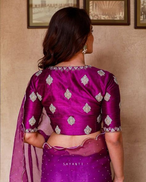 Sarees Combination, Brocade Blouse Designs, Silk Saree Blouse Designs Patterns, Blouse Designs High Neck, Saree Blouse Neck Designs, Maggam Works, Trendy Patterns, Cutwork Blouse Designs, Wedding Blouse Designs