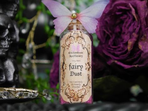 FAIRY DUST Alchemist Witch and Wizard Ingredients Potions - Etsy Alchemist Witch, Harry Potter Potion Ingredients, Potion Ingredients, Halloween Potion, Halloween Potion Bottles, Harry Potter Potions, Halloween Potions, Magic Bottles, Potion Bottles