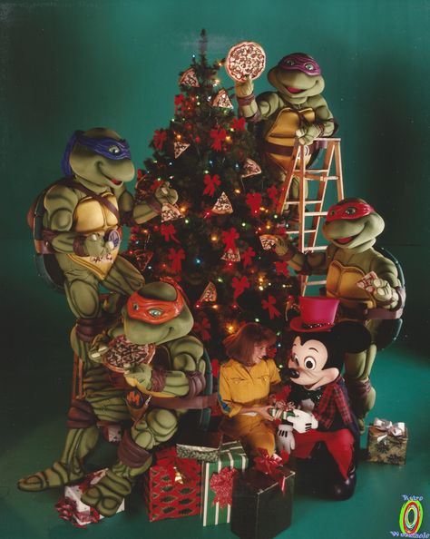 Ninja Turtles Christmas, Walt Disney Company, Christmas Illustration, Mutant Ninja, Magic Kingdom, Teenage Mutant, Teenage Mutant Ninja Turtles, Teenage Mutant Ninja, Ninja Turtles