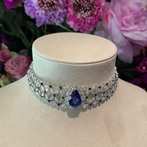 Diamond Collar Necklace, Luxury Diamond Necklace, Diamond Necklace Jewelry, Engagement Jewellery, Jewelry Cartier, Cannes Festival, Neck Pieces Jewelry, The Bling Ring, Diamond Choker Necklace