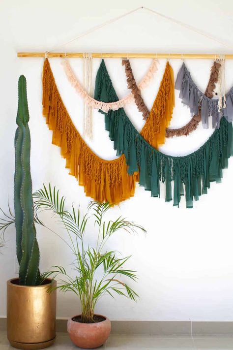 DIY FABRIC WALL HANGING FOR YOUR BOHO BOHEMIAN WEDDING BACKDROP | Bespoke-Bride: Wedding Blog Bohemian Wedding Backdrop, Bohemian Backdrop, Simpul Makrame, Boho Prom, Boho Backdrop, Wall Hanging Ideas, Display Retail, Bohemian Fabric, Hanging Ideas