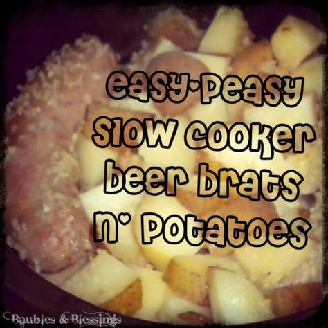 Brats And Potatoes Crock Pot, Crockpot Brats And Potatoes, Brat Crockpot Recipes, Bratwurst In Crockpot, Crockpot Bratwurst Recipes, Beer Brats Crockpot, Bratwurst Recipes Crockpot, Quick Crockpot Meals, Brats Recipes