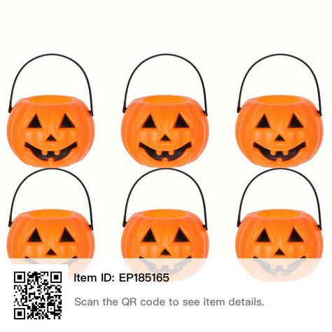 Plastic Pumpkins Bucket, Pumpkin Candy Holder, Candy Buckets, Trick Or Treat Pumpkin, Dulces Halloween, Treat Bucket, Pumpkin Images, Treat Basket, Pumpkin Bucket