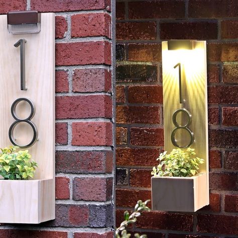 House Numbers Ideas Outdoor, House Numbers Ideas, House Number Ideas Outdoor, House Number Planter, Address Planter, Solaire Diy, Solar House Numbers, Led House Numbers, House Number Plates