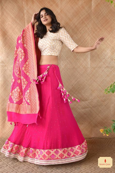 Bandhani Skirt, Bandhani Border, Lehenga White, Gota Patti Lehenga, Bandhani Lehenga, Georgette Skirt, Lehenga Red, Organza Lehenga, Crepe Skirts