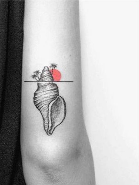 Tatouage coquillage - 80 idées de tatouages sur le bras à piquer Palm Tattoos, Art Tattoos, Inspirational Tattoos, Tattoo Sketches, Flash Tattoo, Tattoos And Piercings, I Tattoo, Triangle Tattoo, Tatting