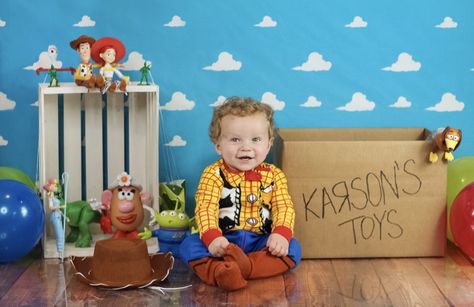 Diy Toy Story Photo Shoot, Toy Story First Birthday Photoshoot, Toy Story Birthday Photo Shoot, Toddler Boy Photo Shoot Ideas, Toy Story Photo Shoot Ideas, Toy Story Photoshoot, 2nd Birthday Photography, Toy Story Pictures, Second Birthday Photos