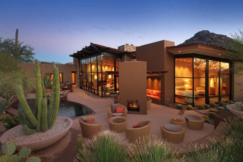 Guest House Layout, Southwestern Backyard, Southwest Home Exterior, Old Ranch House, Arizona Houses, Southwestern Homes, Southwest Architecture, Home Exterior Colors, Sims Building Ideas