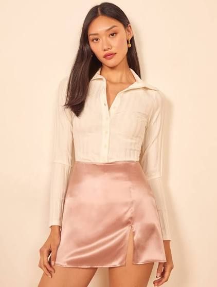 Reformation Robbie Skirt | Google Shopping Satin Mini Skirt Outfit, Satin Skirt Short, Silk Skirt Outfit, Satin Skirt Outfit, Mini Skirt Outfit, Recruitment Outfits, Silk Mini Skirt, Brunch Fashion, Satin Mini Skirt