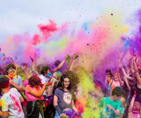 I am so ready for the next color run...wonder when that will be :( Happy Holi Gif, Happy Holi Video, Happy Holi Photo, Holi Gift, Happy Holi Images, Holi Photo, Holi Images, Holi Colors, Dp Photos