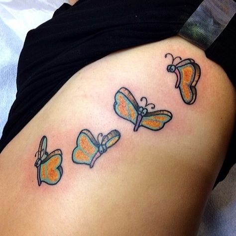 Bread And Butterflies, Disney Inspired Tattoos, Tattoo Disney, Disney Sleeve, Wonderland Tattoo, Geniale Tattoos, 1 Tattoo, Wall E, Disney Tattoos