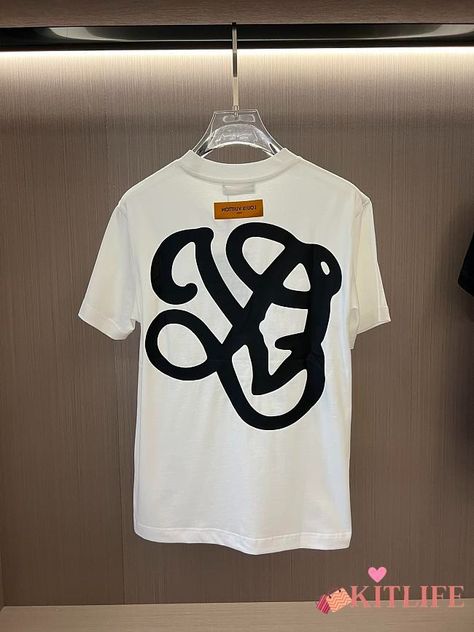 Louis Vuitton Men T-shirt white - kitlife.ru White Polo Men, Lv Neonoe, Ysl Wallet, Tie Men, Chanel Tote, Man Set, White Polo, Louis Vuitton Men, Brand Store