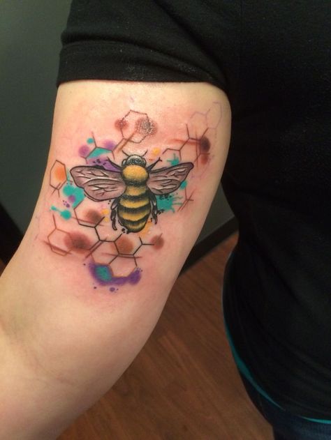 Bumblebee Tattoos, Bumblebee Tattoo, Tattoo Dream, Bee Tattoos, Bicep Tattoo Men, Feminine Skull Tattoos, Bumble Bee Tattoo, Magic Runes, Ear Tattoo Ideas