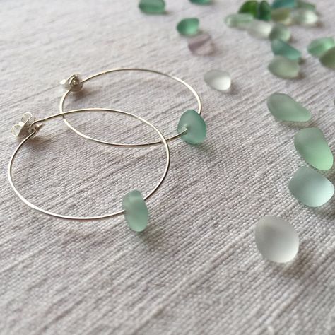 Diy Jewelry Rings, Wire Hoop Earrings, Silver Jewelry Box, Tiny Hoop Earrings, Jewelry Making Earrings, Sea Glass Earrings, Diy Wire Jewelry, Small Earrings Studs, Moon Earrings