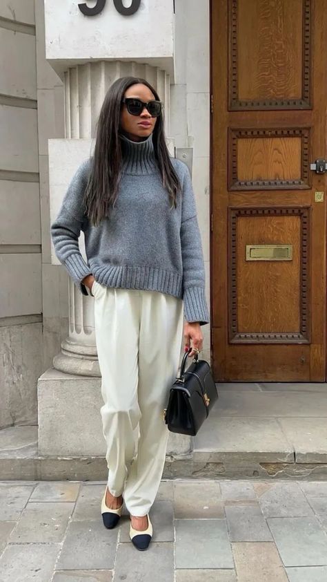 I Just Found 9 Fresh Ways to Wear the Classy Flat Shoe French Women Swear By Classy Shoes Flats, Classy Trousers, Ballet Flats Outfit, Monochromatic Outfit, Flats Outfit, Satin Trousers, Effortless Outfit, Pant Trends, Boucle Jacket