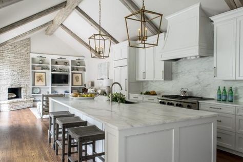 Stunning All-White Kitchen | HGTV >> http://www.hgtv.com/design-blog/design/meet-hgtv-faces-of-design-people-s-pick-winners?soc=pinterest Vaulted Ceiling Beams, White Contemporary Kitchen, Contemporary Kitchen Remodel, White Kitchen Traditional, Vaulted Ceiling Kitchen, Beautiful White Kitchens, Vaulted Ceiling Living Room, Neutral Kitchen, Kitchen Light