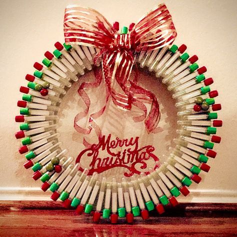 Diy Christmas Door, Phlebotomy, Navidad Christmas, Christmas Door, Christmas Ornament Crafts, Ornament Crafts, Xmas Tree, Door Wreaths, Door Decorations