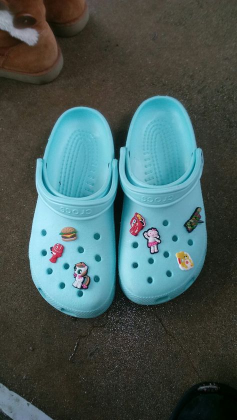 Croc Colors Shoes, Crocks Footwear, Preppy Crocs, Blue Crocs With Charms, Blue Crocks Shoes, Teal Crocs, Crocs Vsco, Crocs Outfit, Crocs Fashion