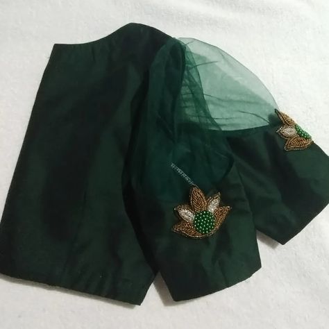 Dark Green Blouse Designs, Green Blouse Designs, Lace Blouse Design, Mirror Work Blouse Design, Blouse Designs High Neck, Blouse Designs Catalogue, Best Blouse Designs, Latest Blouse Designs Pattern, Traditional Blouse Designs