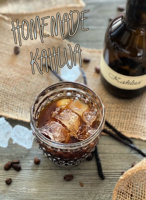 Homemade Kahlua - An Affair from the Heart making kahlua from scratch Kalua Recipe, Homemade Kahlua Recipe, Slow Cooker Drinks, Herbalife Flavors, Homemade Kahlua, Kahlua Recipes, Irish Cream Recipe, Homemade Irish Cream, Frozen Drink Recipes