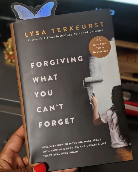 Almost done reading book number 7 of my 2024 reading challenge. Forgiving What You Can't Forget by Lysa Terkeurst is a faith-based self-help book. It almost reads as if she's having a conversation with you using her own personal experiences and what she's done to help make peace with them for her own sake... not the other person/people (and I can relate to that 😌). #sundayreading #selfcaresunday #faithbasedbooks #selfhelp #books #reader #2024readingchallenge ***Click the link in my profile t... Aesthetic Self Help Books, Christian Books Recommendation, Best Self Help Audio Books, Christian Books To Read, Christian Book Recommendations, Faith Based Books, Books Recs, Theology Books, Empowering Books