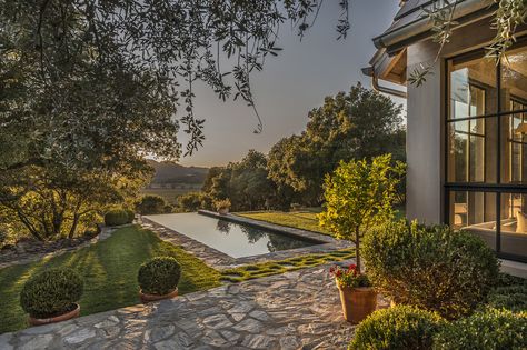 Sonoma Valley, Guest Cottage, Luxe Interiors, Luxury Property, Napa Valley, Wine Country, Luxury Real Estate, House Tours, Luxury Homes