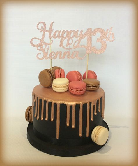 13th birthday Rose-gold and black drip cake, topped with macarons!!.......... Rose Gold And Black Party Theme Cake, Birthday Cake Ideas Rose Gold, Cake 28th Birthday, Birthday Cake With Macarons On Top, Black And Rose Gold Cake, Birthday Cake 28, 13th Birthday Cake Ideas, Black Drip Cake, 28th Birthday Cake