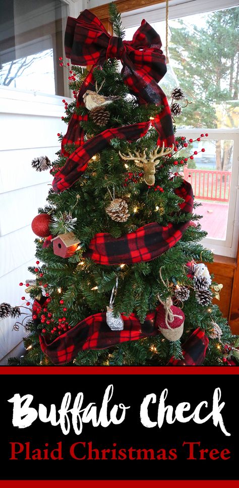 Buffalo Check Plaid Christmas Tree — Weekend Craft Buffalo Plaid Christmas Tree, Plaid Christmas Decor, Buffalo Check Christmas, Cabin Christmas, Plaid Christmas Tree, Christmas Tablescape, Buffalo Check Plaid, 12 December, Buffalo Plaid Christmas