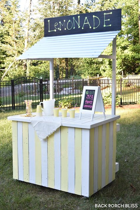 Lemonade Stall, Small Workbench, Kids Lemonade Stands, Diy Lemonade Stand, Kids Lemonade, Diy Lemonade, Corrugated Metal Roof, Food Cart Design, Wood For Sale