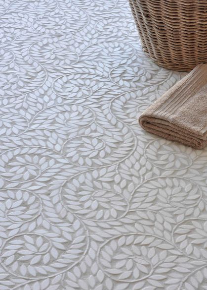 Gorgeous scrolled vine tile Sicis Mosaic, Ravenna Mosaics, New Ravenna, Beautiful Flooring, Renovation Diy, Bathroom Floors, Smart Tiles, Mosaic Flooring, Beautiful Tile