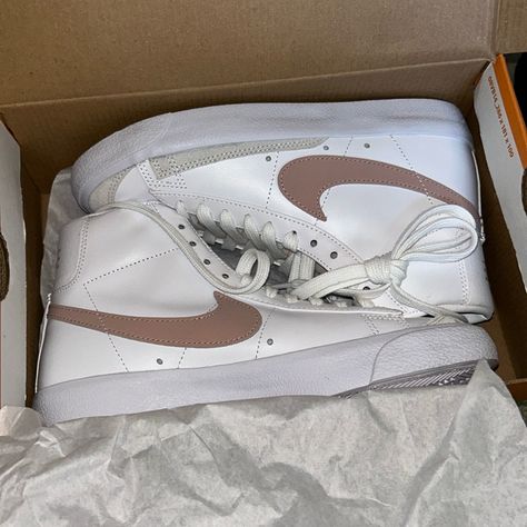 Nike Blazers Beige, Neutral Nike Blazers, Unique Nike Blazers Women, Nike Blazars, Nike Blazer Mid Premium, Nike 270s, Shoes Nike Blazer, Nike Blazers, Cycling Shoes Women