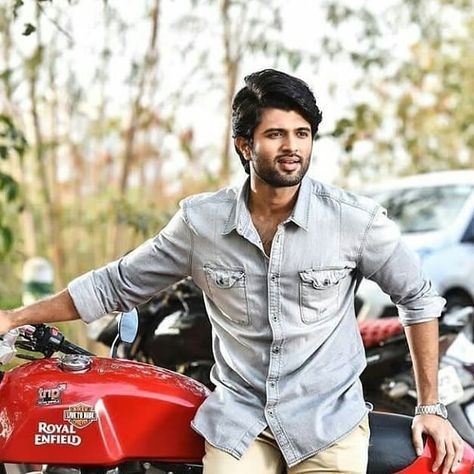 Vijay devarakonda in Geeta govindam Geetha Govindam Wallpapers 4k, Hruta Durgule Hd Photos Instagram New, Geetha Govindam, Vijay Deverkonda, Telugu Hero, South Hero, Famous Indian Actors, Vijay Deverakonda, Vijay Actor