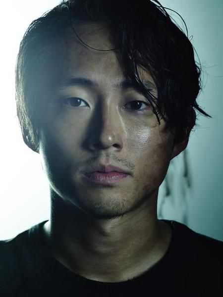 Glenn Steven Yeun as Glenn Rhee - The Walking Dead _ Season 5B, Gallery - Photo Credit: Frank Ockenfels 3/AMC Steve Yeun, Glenn The Walking Dead, Steven Yuen, Glenn Y Maggie, Walking Dead Characters, Glenn Rhee, Maggie Greene, Walking Dead Zombies, Steven Yeun