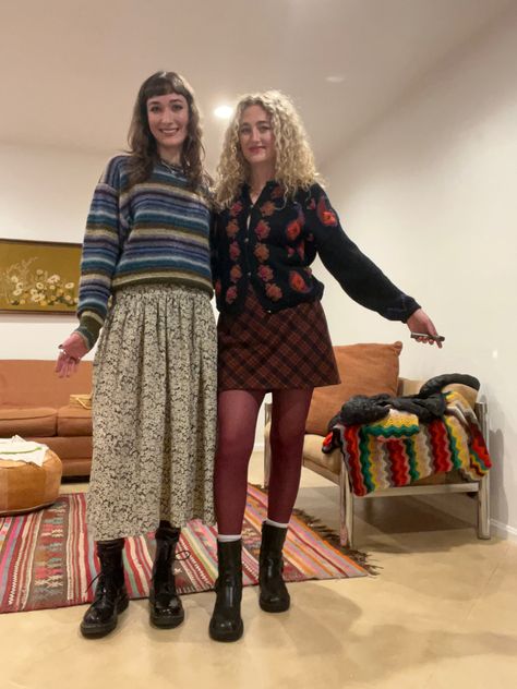 Funky Grandma Style, 90s Christmas Party Outfit, Artsy 90s Outfits, Eclectic Fashion Aesthetic, Patterned Sweater Outfit, Art Curator Outfit, Fall Maximalist Outfit, Quirky Winter Outfits, Eclectic Winter Outfit