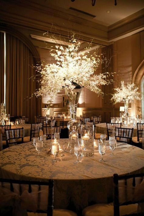 Floral Wedding Centerpieces, Flowers And Candles, Tall Wedding Centerpieces, White Centerpiece, Wedding Floral Centerpieces, Tall Centerpieces, Mod Wedding, Floral Centerpieces, Flower Centerpieces