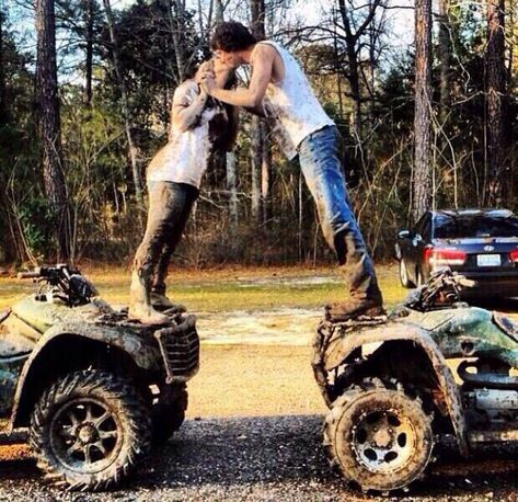 Country Couple Tattoos, Country Couple Photos, Country Couple Pictures, Country Dates, Country Relationship Goals, Country Couple, Funny Couple Pictures, Country Relationships, Cute Country Couples