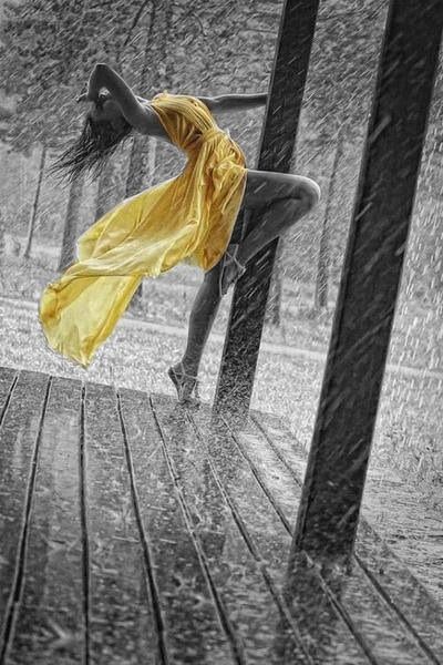 Wind Blowing, I Love Rain, Love Rain, Walking In The Rain, Singing In The Rain, Foto Art, Rain Photography, Dancing In The Rain, Dance Photography