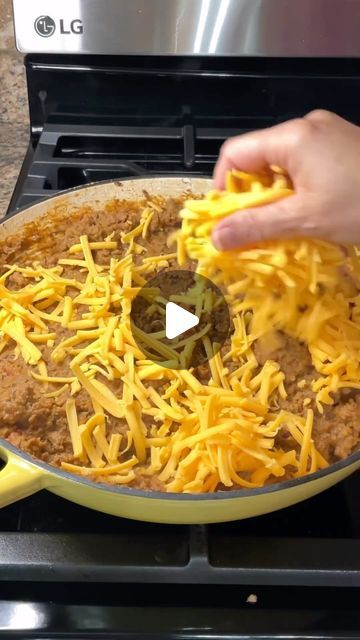 Healthy Food Prep 🌱🍳🥗🍝 on Instagram: "Freeze your own beef, bean and cheese burritos at home and save money! It only takes about 30 minutes and cost about $15! by @whatsmomcookin_

#burrito #beef #savingmoney #easyrecipe #budget #kitchenhack
View all 272 comments" Burittos Recipes, Beef Bean And Cheese Burritos, Bean Burrito Recipe, Healthy Food Prep, Freezer Burritos, Bean And Cheese Burrito, Freezer Meal Planning, Budget Cooking, Burritos Recipe