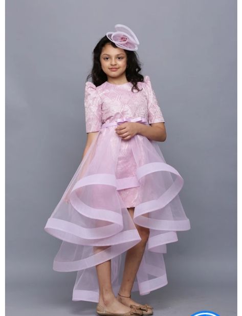 Wedding Frock Designs, Glitter Dress Short, Classy Couture, Party Wear Frocks, Frocks For Kids, Party Dress Classy, Frock Designs, Princess Dress Kids, Kids Frocks Design