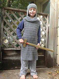 Image_small2 Crochet Chainmail Hood Pattern, Crochet Chainmail Pattern, Crochet Chainmail, Crochet Knight, Diy Knight Costume, Larp Diy, Elephant Halloween, Bandana Bib Pattern, Chainmail Patterns