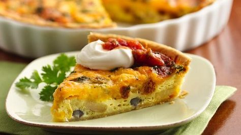 Southwest Breakfast Pie Breakfast Pie Recipes, Southwest Breakfast, Mexican Breakfast Casserole, Breakfast Pie, Breakfast Menu, How To Cook Sausage, Breakfast Cookies, Breakfast Burritos, Baked Eggs