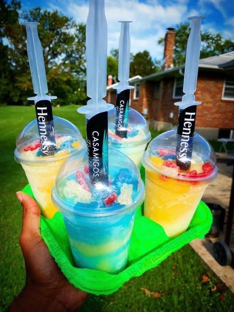 Slushy Truck Ideas, Selling Drinks Ideas, Slushie Business Ideas, Selling Drink Ideas, Daiquiri Bar Ideas, Drink Business Ideas, Slushie Bar, Drinks To Sell, Slushy Alcohol Drinks